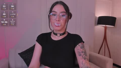 Maddi Collins online show from 09-08-25, 09:03