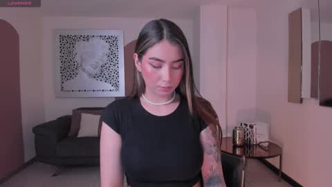 Maddi Collins online show from 10-14-25, 08:42