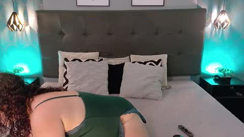 Madison Smith online show from 10-15-25, 09:04