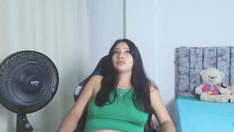 Valentina online show from 12-16-25, 05:45