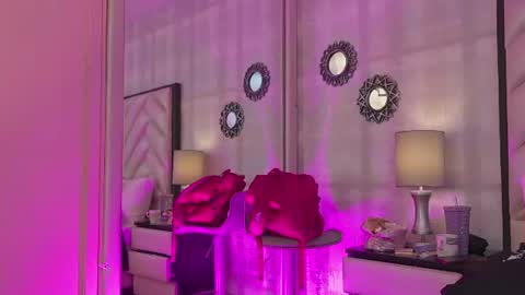 Snapshot of madissonpayton chatting on 06-13-26, 07:45 MadissonPayton online show from 06-13-26, 07:45