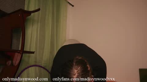 Snapshot of madisynwood chatting on 03-01-25, 02:26 Madisyn Wood online show from 03-01-25, 02:26