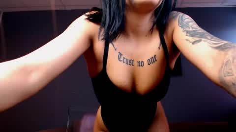 madiysony online show from 04-17-26, 06:16