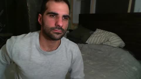 Guigui online show from 02-23-25, 09:44