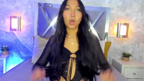 Snapshot of mady_roa chatting on 06-14-26, 05:26 Mady Roa online show from 06-14-26, 05:26