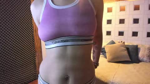 Mady  online show from 04-11-26, 08:57