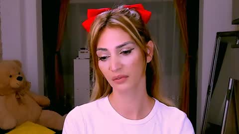 Madye Roberts online show from 01-12-25, 10:12