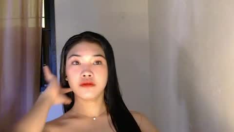 Snapshot of mae_luna chatting on 06-17-26, 12:02 mae_luna online show from 06-17-26, 12:02