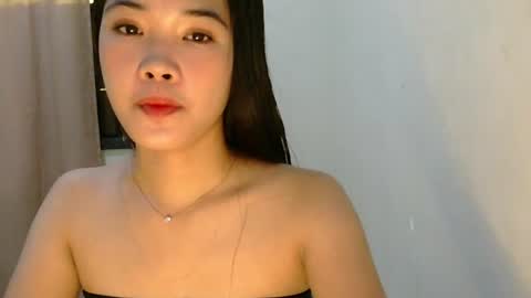 Snapshot of mae_luna chatting on 06-25-26, 12:10 mae_luna online show from 06-25-26, 12:10