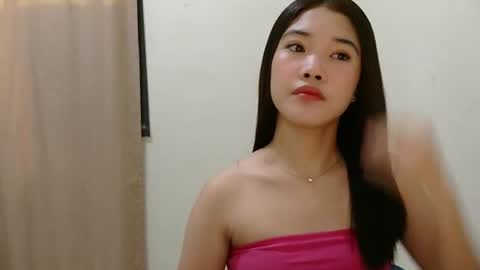 Snapshot of mae_luna chatting on 06-30-26, 10:44 mae_luna online show from 06-30-26, 10:44