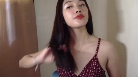 Snapshot of mae_luna chatting on 07-17-26, 04:08 mae_luna online show from 07-17-26, 04:08