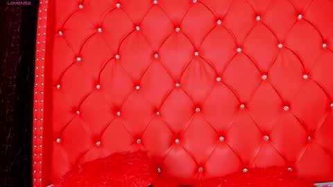 MAEE ANGELS online show from 01-20-25, 10:37