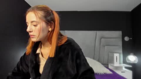 MAEE ANGELS online show from 03-04-25, 10:49