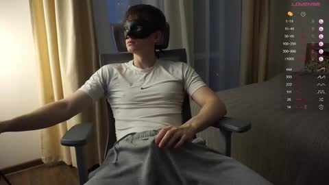 Mike XMaestro 3369 online show from 03-10-25, 03:52