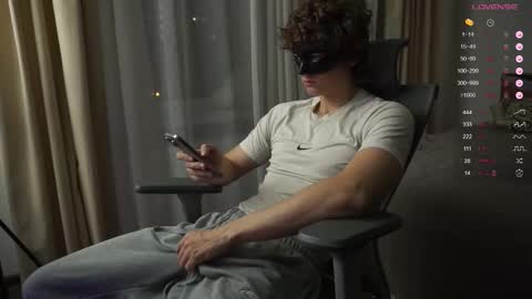 Mike XMaestro 3369 online show from 09-28-25, 07:30