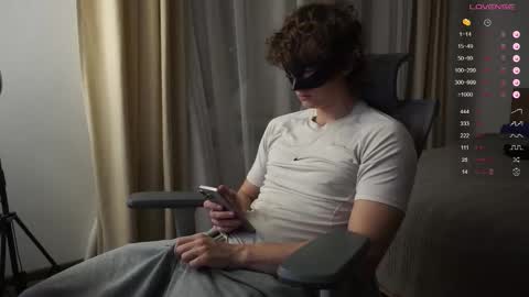 Mike XMaestro 3369 online show from 10-04-25, 05:55