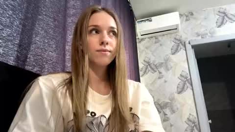 Snapshot of mafaldatefera chatting on 03-01-26, 06:15 Sara online show from 03-01-26, 06:15