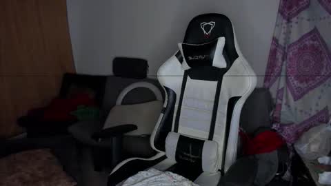 mafecito24 online show from 09-23-25, 01:41