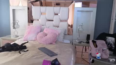 Snapshot of mafecosecret chatting on 09-16-25, 10:22 mafecosecret online show from 09-16-25, 10:22