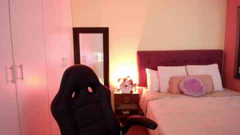 Snapshot of mafer_meow chatting on 04-29-26, 04:44 Mafer Flor online show from 04-29-26, 04:44