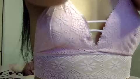 Snapshot of maferchavez88 chatting on 10-28-25, 01:53 maferchavez88 online show from 10-28-25, 01:53