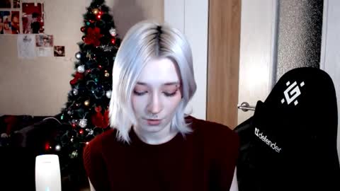 Sophia online show from 12-16-25, 04:12