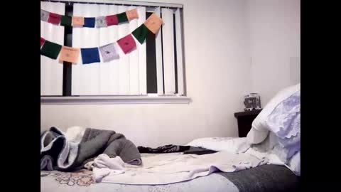 Snapshot of magdalena_805 chatting on 11-20-25, 10:15 magdalena_805 online show from 11-20-25, 10:15