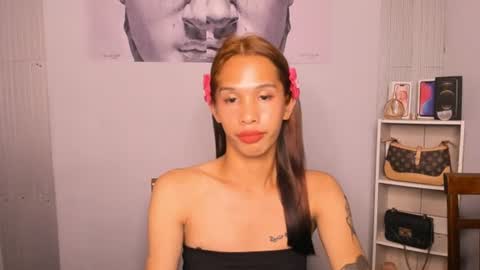 Snapshot of magdalenalovesex chatting on 07-28-26, 02:57 KATE online show from 07-28-26, 02:57