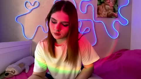 Snapshot of magenscozzafava chatting on 05-07-26, 10:20 Amy online show from 05-07-26, 10:20