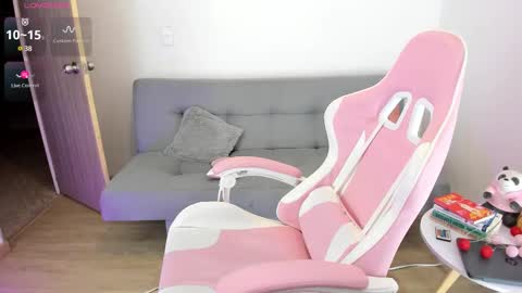 Eva online show from 02-24-25, 03:42