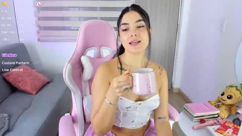 Eva online show from 09-21-25, 05:25