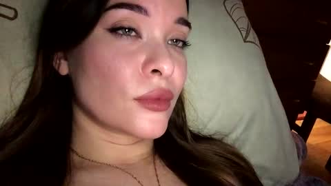 magggg658318 online show from 10-11-25, 04:05