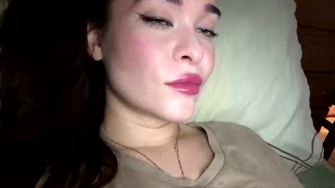 magggg658318 online show from 11-07-25, 01:33