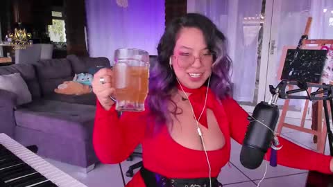 Snapshot of maggie_queen chatting on 10-01-25, 09:10 Luna online show from 10-01-25, 09:10