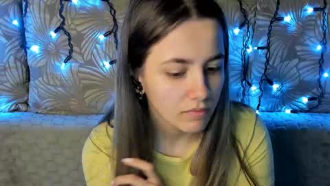 Maggie online show from 03-26-26, 02:28