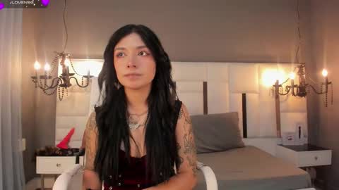 Snapshot of magic_isis_ chatting on 01-16-26, 04:38 Magic isis online show from 01-16-26, 04:38