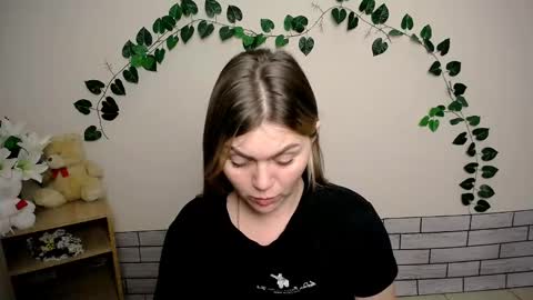 Snapshot of magic_katarina_ chatting on 01-20-25, 09:35 magic_katarina_ online show from 01-20-25, 09:35