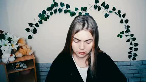 Snapshot of magic_katarina_ chatting on 03-05-25, 06:44 magic_katarina_ online show from 03-05-25, 06:44