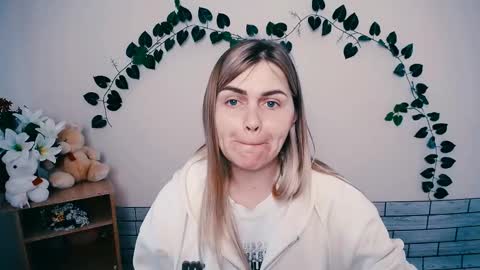 Snapshot of magic_katarina_ chatting on 03-12-25, 07:02 magic_katarina_ online show from 03-12-25, 07:02