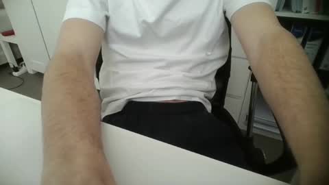 Snapshot of magic_mat69 chatting on 03-23-26, 09:35 magic_mat69 online show from 03-23-26, 09:35