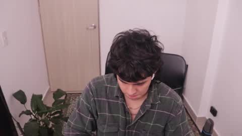 Tony Hoffa online show from 02-08-26, 06:44