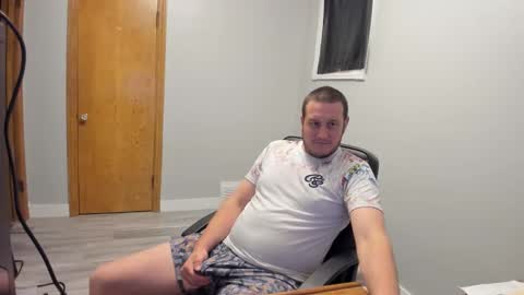 Magic176 online show from 11-30-25, 01:37