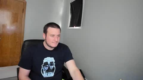 Magic176 online show from 12-15-25, 07:18