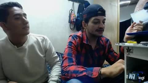 Snapshot of magico_9809 chatting on 02-08-26, 09:40 BRAYAN online show from 02-08-26, 09:40