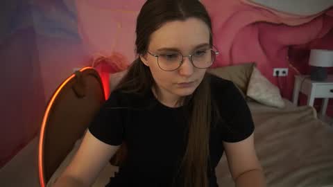 Emily online show from 09-22-25, 12:51