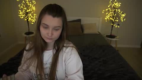 Emily online show from 10-03-25, 07:05