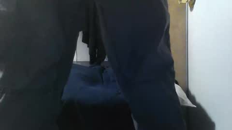 magicstick8049 online show from 04-12-26, 09:36