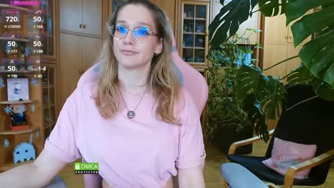 Nicole online show from 01-14-25, 04:04