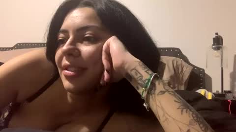 Snapshot of magicvalentine11 chatting on 12-18-25, 08:09 magicvalentine11 online show from 12-18-25, 08:09