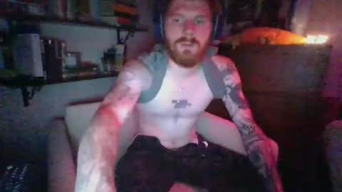 Snapshot of magnetic77slav chatting on 09-28-25, 01:44 magnetic77slav online show from 09-28-25, 01:44